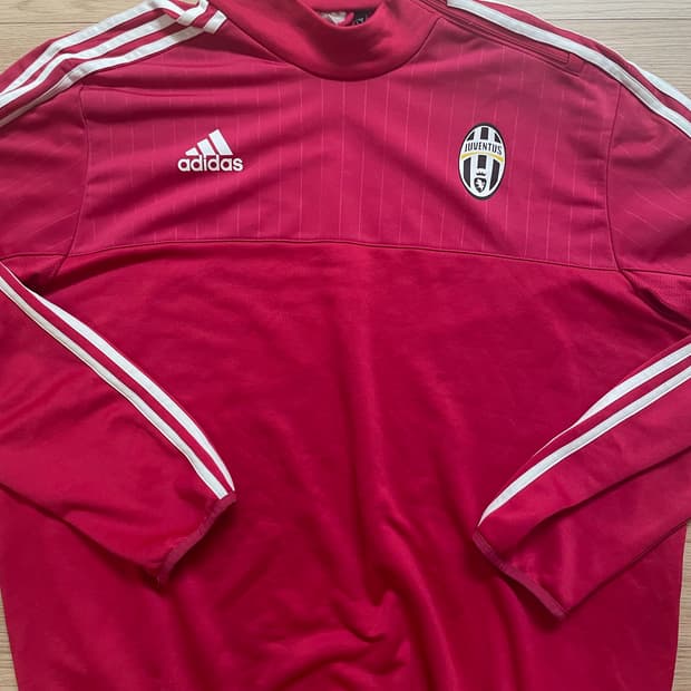 15/16 유벤투스 트레이닝 탑 팝니다