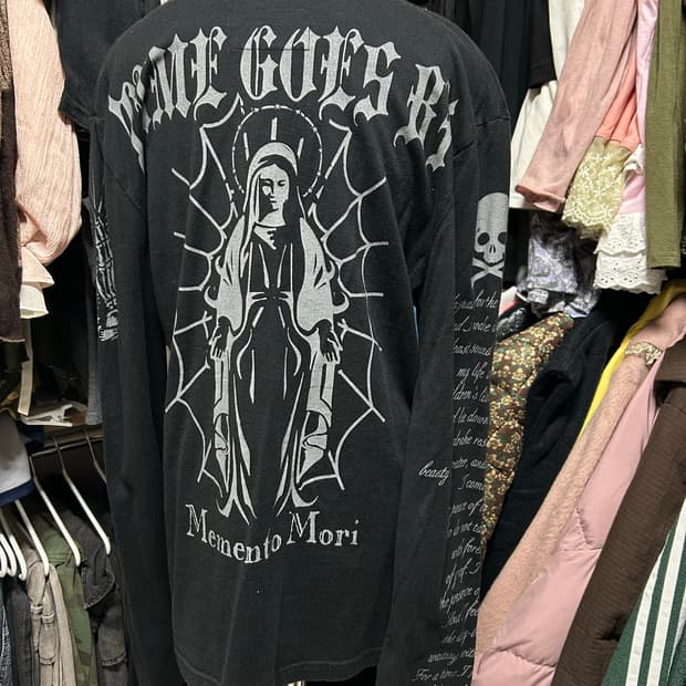 펑크 펑투케 롱슬리브 해골