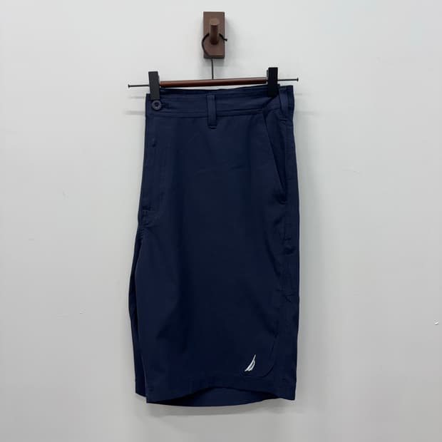 노티카 반바지