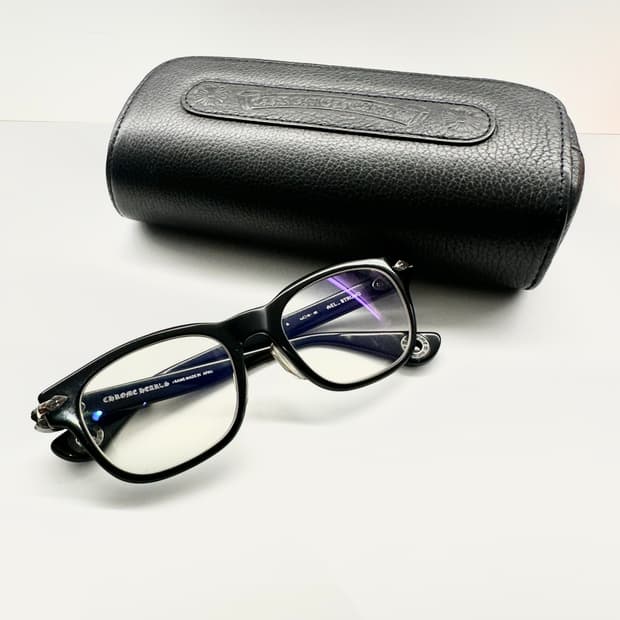 크롬하츠 웰 스트렁 안경
