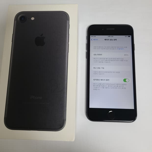 아이폰7 매트블랙 32g 한국판 s급