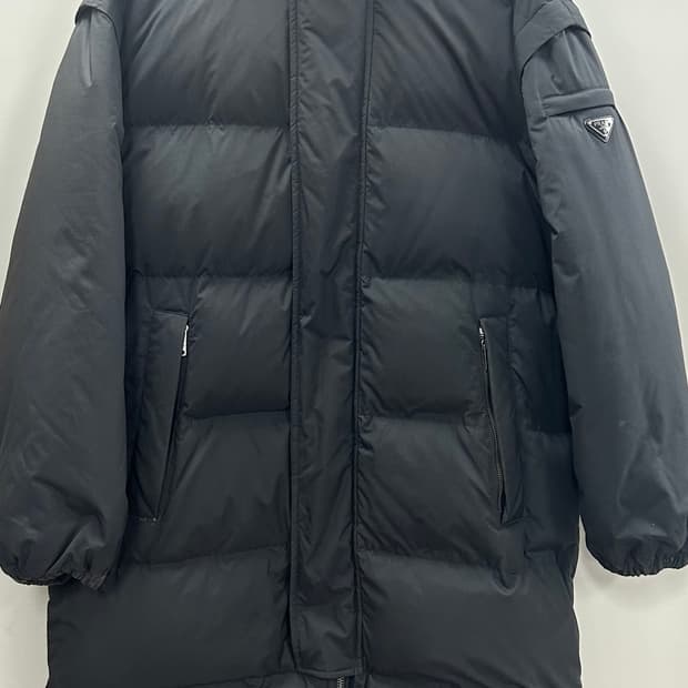 프라다 구스다운