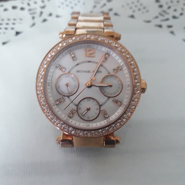 마이클코어스 시계 