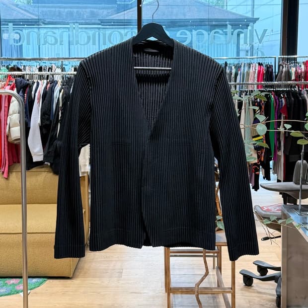 이세이 미야케 옴므 플리세 블랙 카라리스 싱글 자켓 