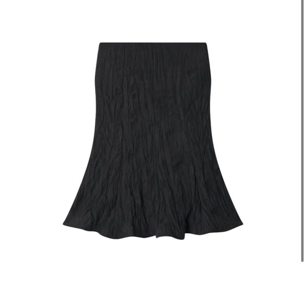 Amorshaee wrinkle skirt black 새상품