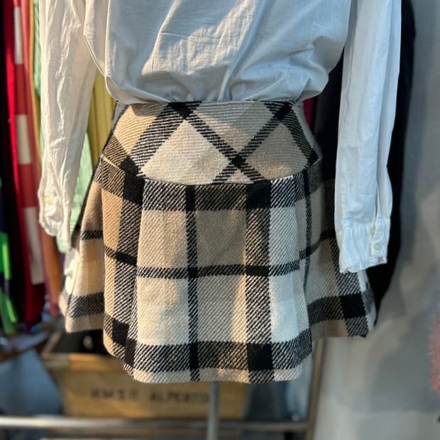 Burberry Nova check Wool Mini Skirt