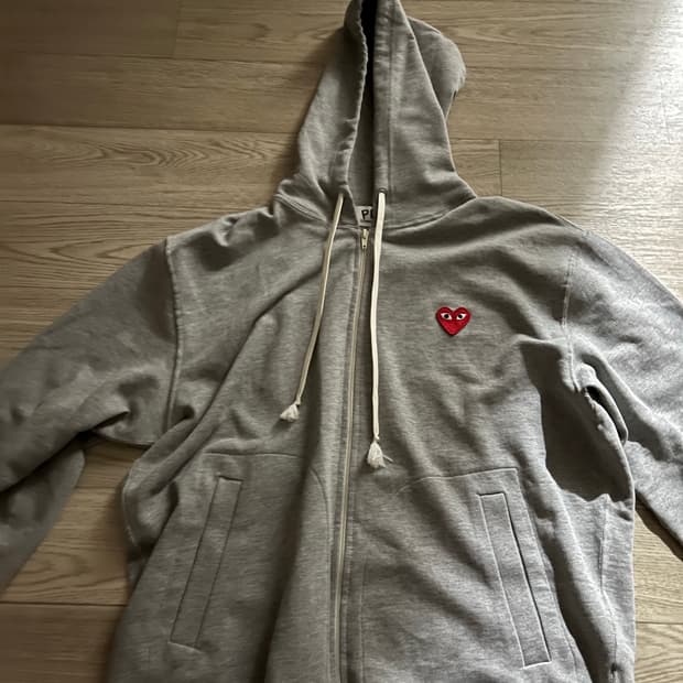 꼼데가르송 집업