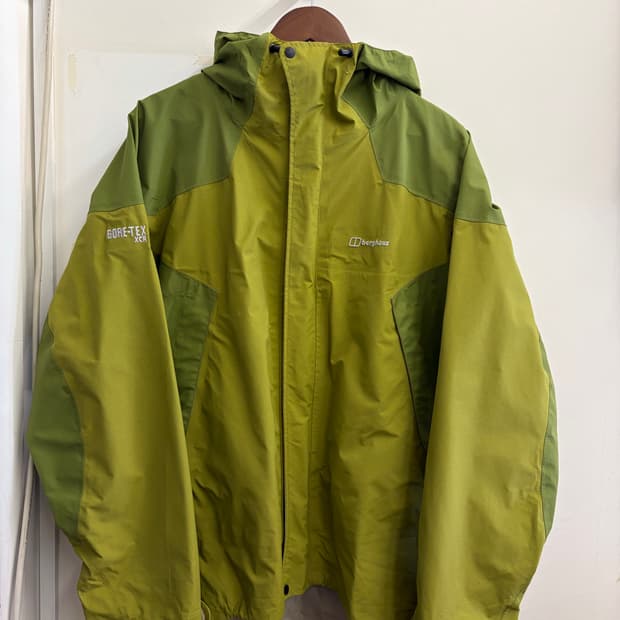 N92. 버그하우스 고어텍스 바람막이 자켓