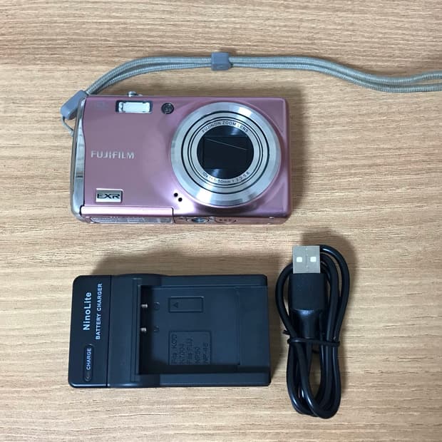 fujifilm 후지필름 FinePix F70EXR 핑크 디카 디지털카메