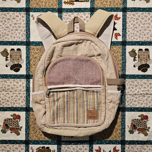 베이지 히피 모리백팩