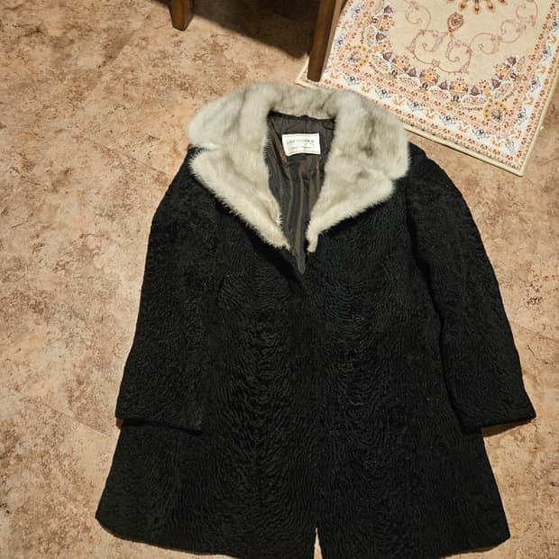 일본 빈티지 밍크 퍼카라 블랙 코트 🖤
