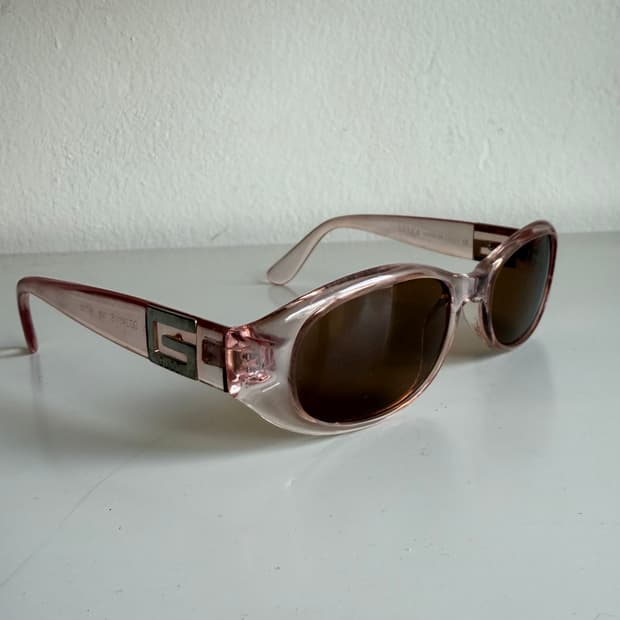 90s 구찌 베이비핑크 프레임 오벌형 선글라스