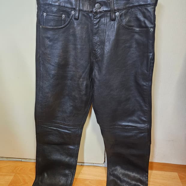 30) H&M 리얼 천연 양가죽 바지