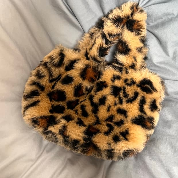 갸루 호피퍼 가방 