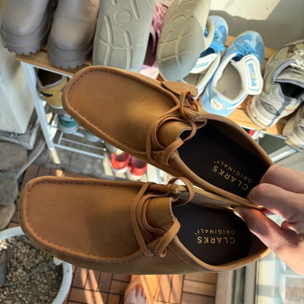 클락스 왈라비 브라운 290