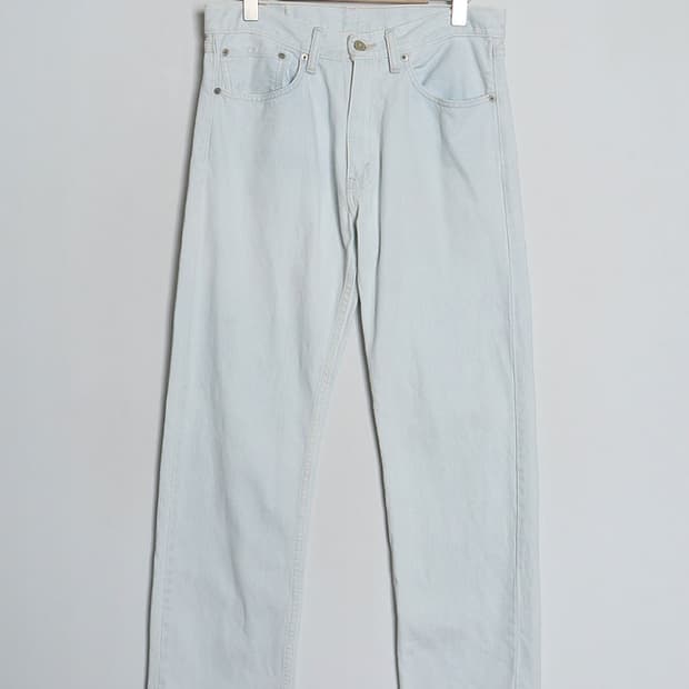 Levi's 505 Denim Pant (32)
