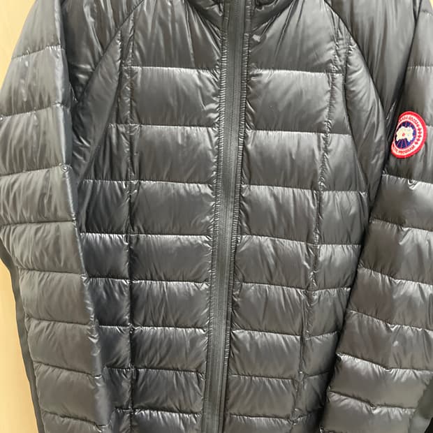 캐나다구스 경량패딩
