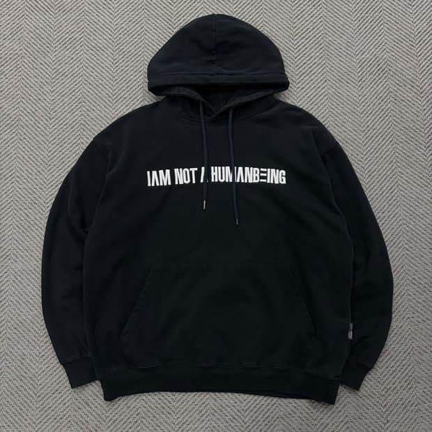 아임낫어휴먼비잉 자수 후드티 v2122