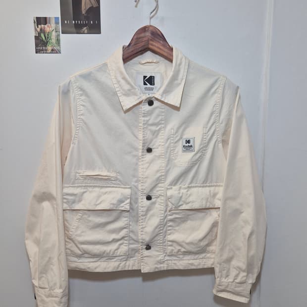 코닥의 베이지색 자켓  S
사이즈