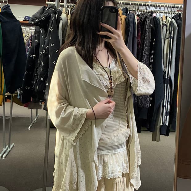 OS)Japanese vintage 여성 레이스 디테일 아이보리 니트 가