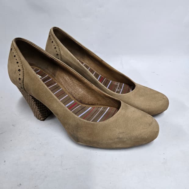 캠퍼 스웨이드 플랫폼 힐 펌프스 36