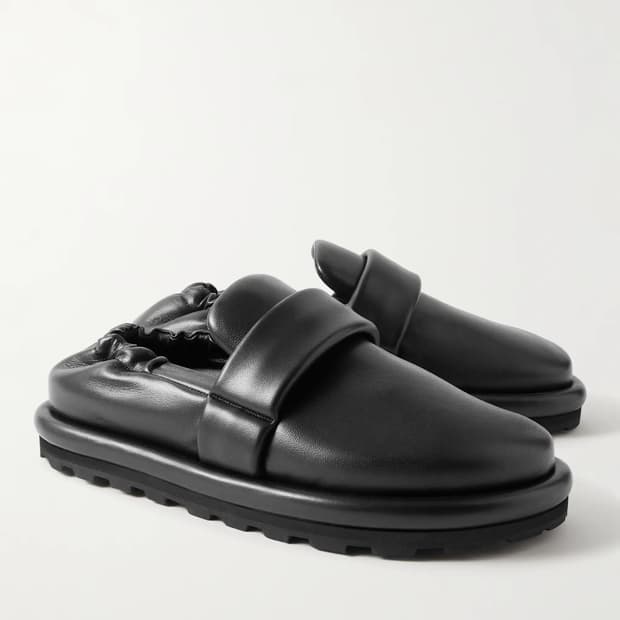 JIL SANDER 질샌더 퍼피 패디드 레더 뮬 로퍼 블랙