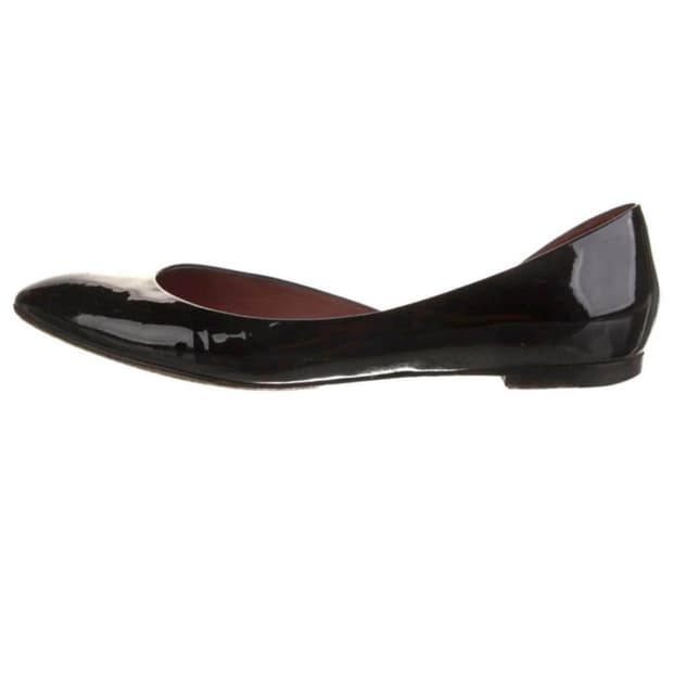 Bottega Veneta Patent Leather Flats 240