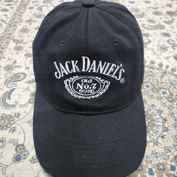 잭다니엘 로고 볼캡