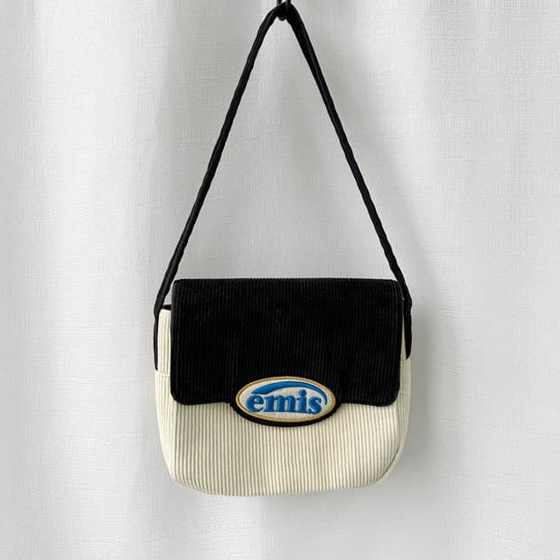 EMIS 이미스 코듀로이 와펜 숄더백 블랙