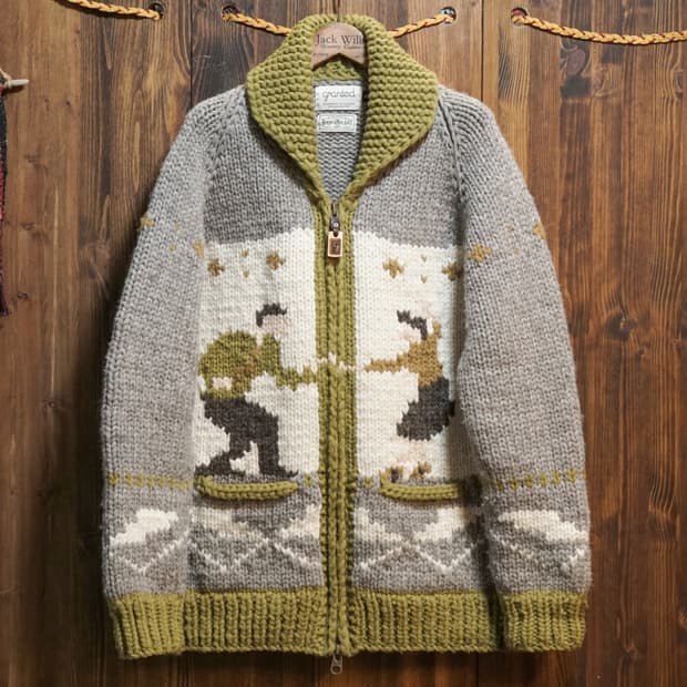 부기홀리데이 X Granted 캐나다 스웨터