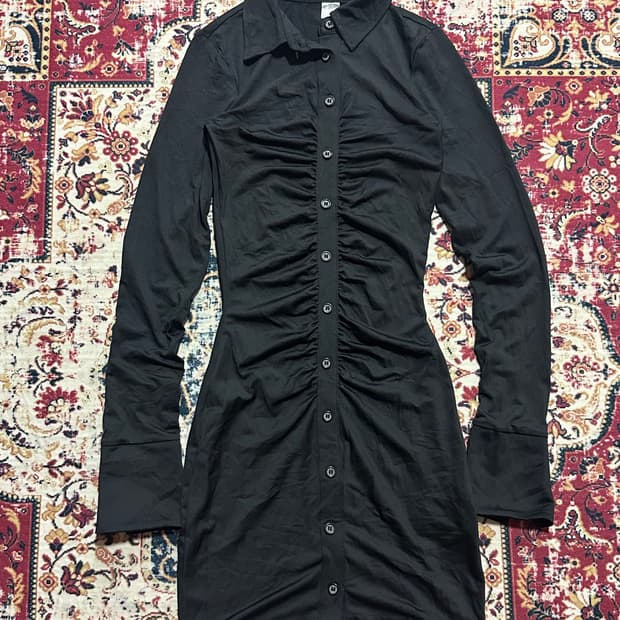 블랙 카라 원피스