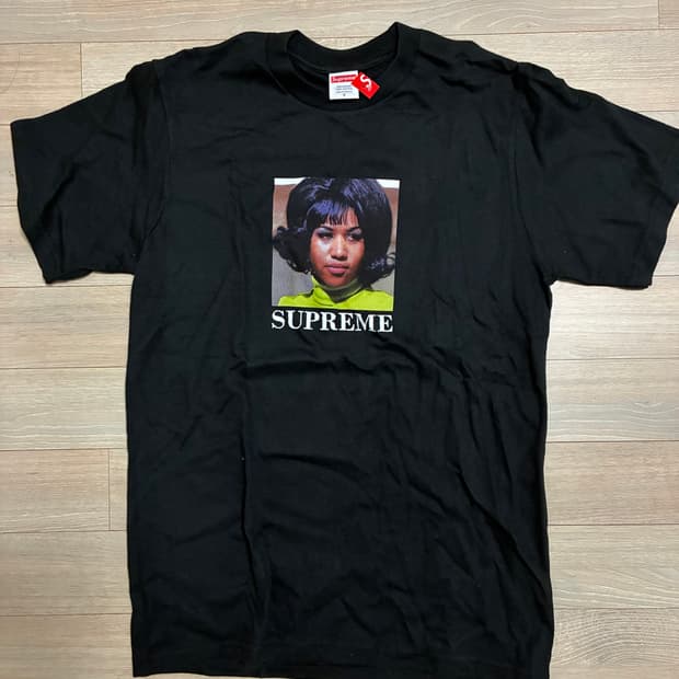 슈프림 아레사 티셔츠 S