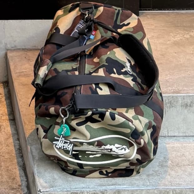 구매) 코르테이즈 더플백 카모, 블랙 구합니다