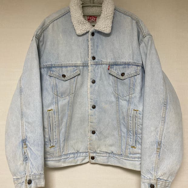 LEVI'S DENIM JACKET MADE IN USA