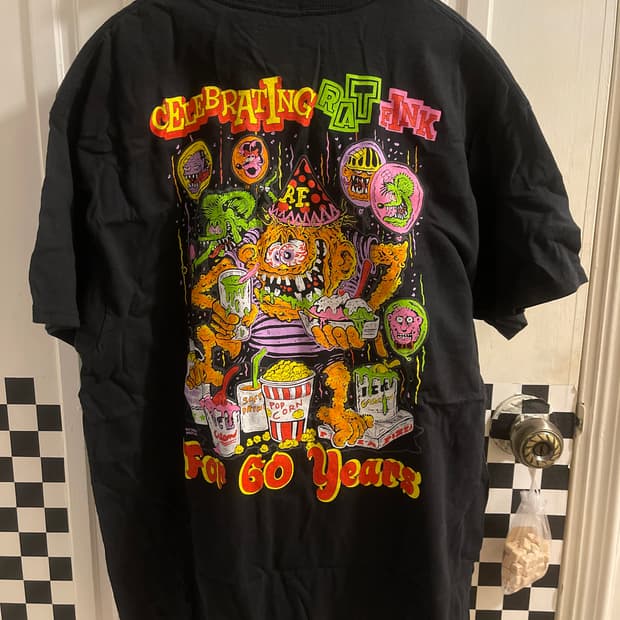 랫핑크 ratfink 반팔티 L사이즈