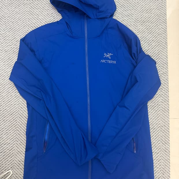 아크테릭스 아톰sl 후디 m 사이즈