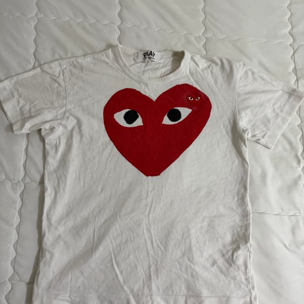 꼼데가르송 플레이라인 반팔티