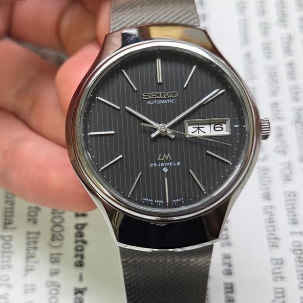 레어] 빈티지 세이코 LM로드매틱 25쥬얼 블랙 세로판 한자 데이데이트