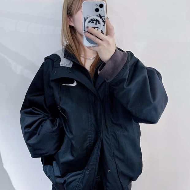 나이키 90‘s 블랙 스우시 점퍼