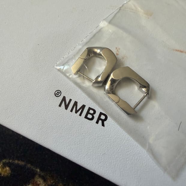 정품 넘버링 귀걸이