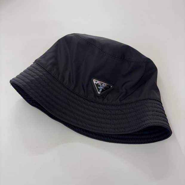 프라다 리나일론 버킷 햇 XL