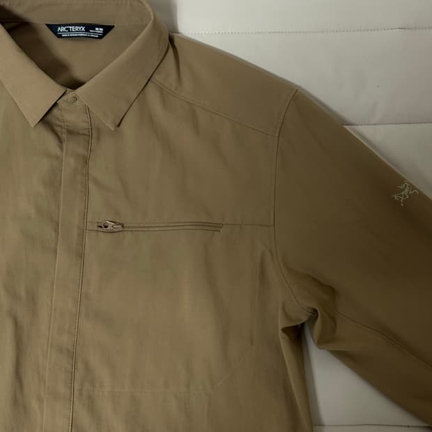 아크테릭스 스카이라인 셔츠 M