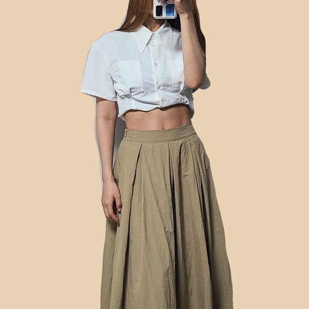 발레코어 베이지 플레어 스커트
