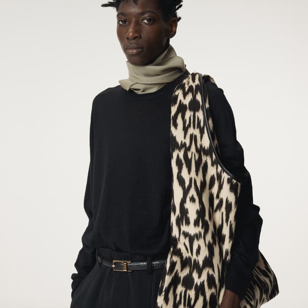 RECTO LEOPARD WOOL SHOULDER BAG (BROWN)