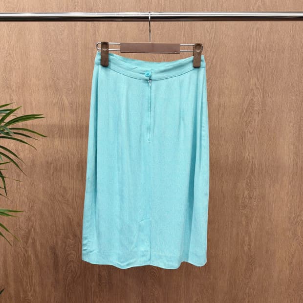미쏘니 미디 스커트 프론트 슬릿 디테일 H라인 라이트 블루