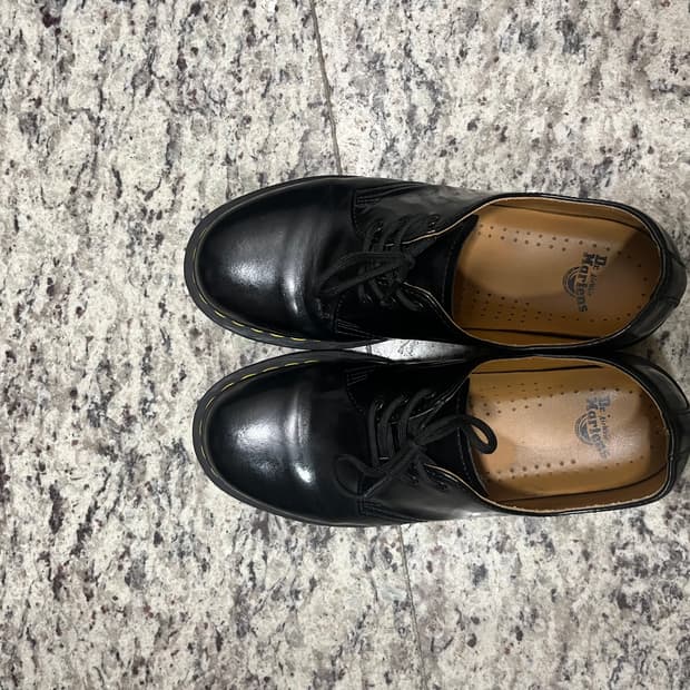 닥터마틴 1461 스무스 블랙 uk8(270)