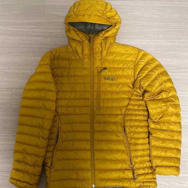 랩 마이크로라이트 알파인 자켓 사하라