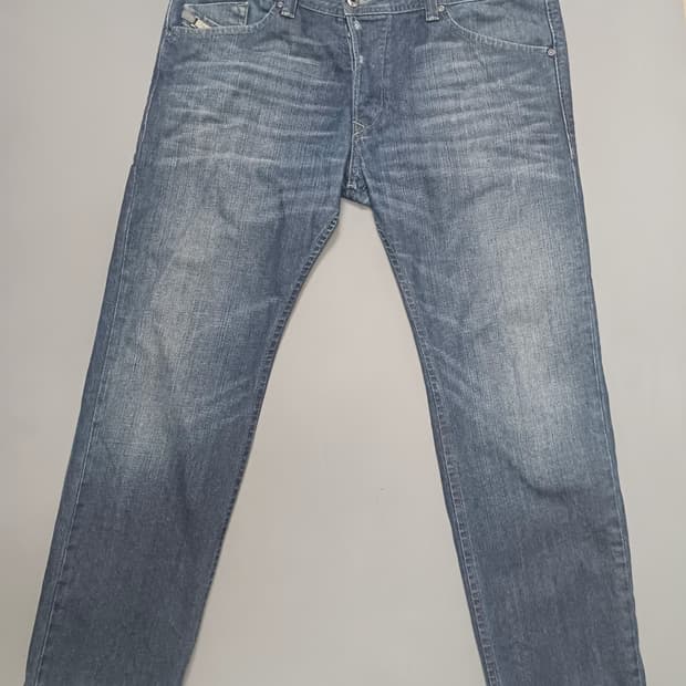 [36] 디젤 대런 워시 0RZ31 레귤러 슬림 테이퍼드진 청바지