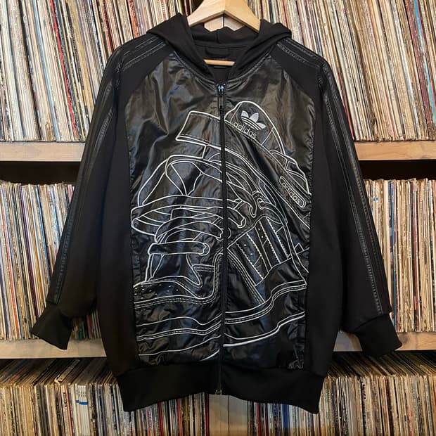 아디다스 슈퍼스타 슈즈자수 후드집업