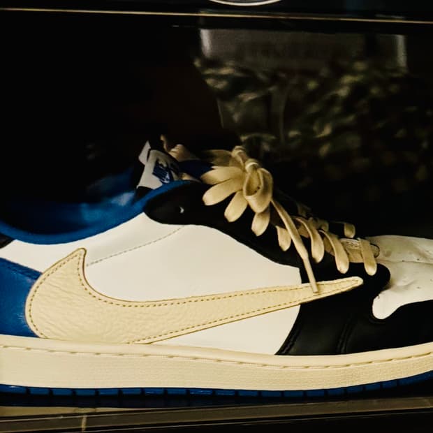 조던 트래비스 스캇 프라그먼트 로우 290